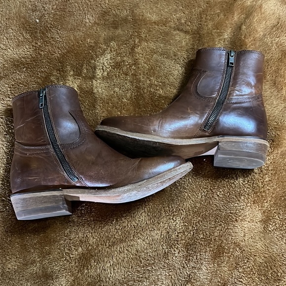 Frye brown booties - Picture 2 of 4